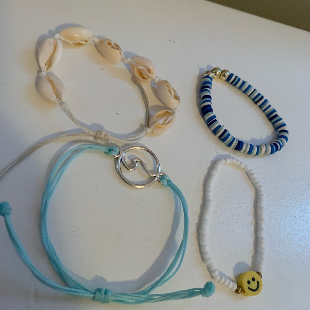 Lot of 6 bracelets